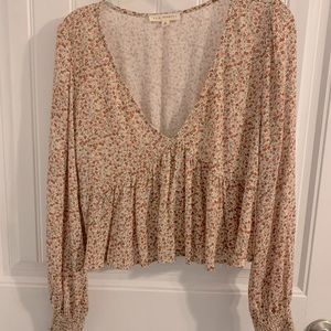 Parson floral print V neck long sleeve top (size M) never worn